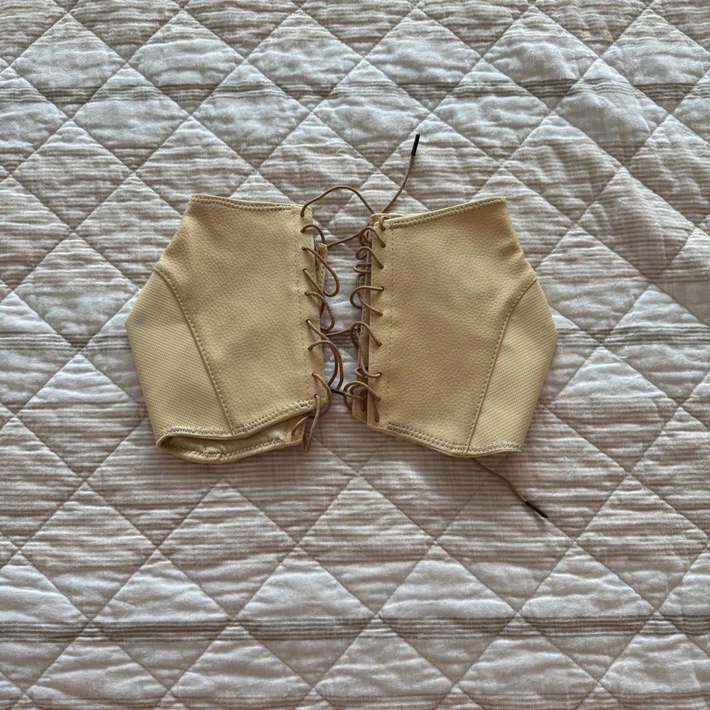 custom tan / beige protects for heels / Boots Pleaser - Picture 2 of 3